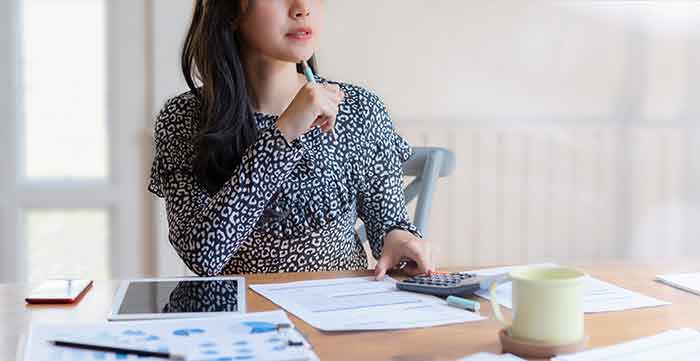 woman working on finances